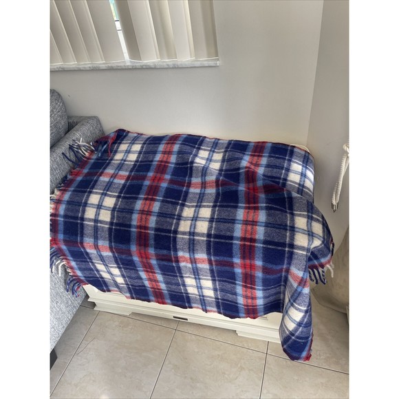 Vintage CURVON 100% Wool 45x37 in Stadium Lap Plaid Blanket Fringe - Picture 3 of 5